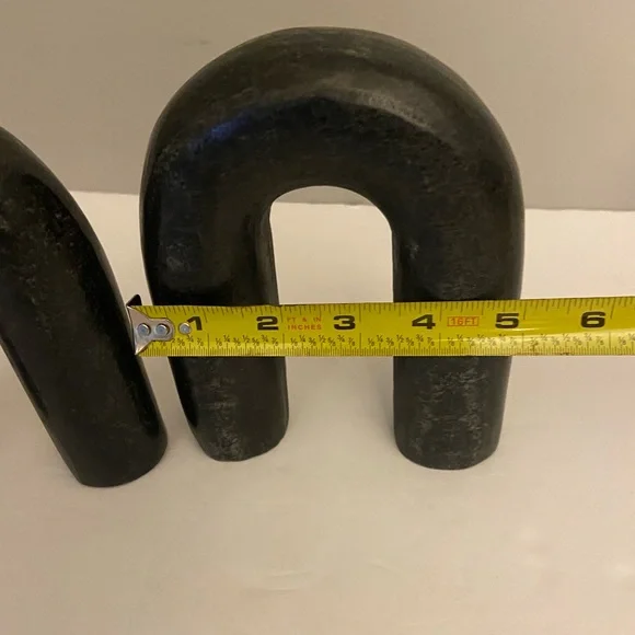 Black Marble Arches - Picture 3 of 4